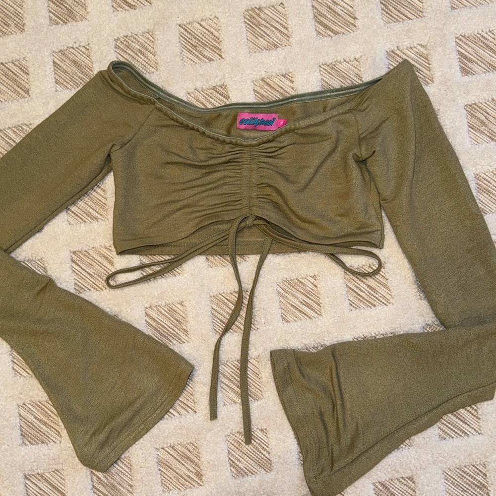 Edikted Green Long Sleeve Crop Top